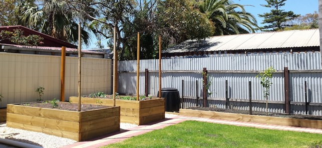 Home food garden installed in LargsBay